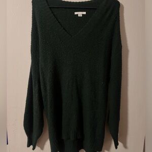 American eagle size Xs Green v neck sweater